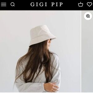 GIGI PIP Light Tan Bucket Hat